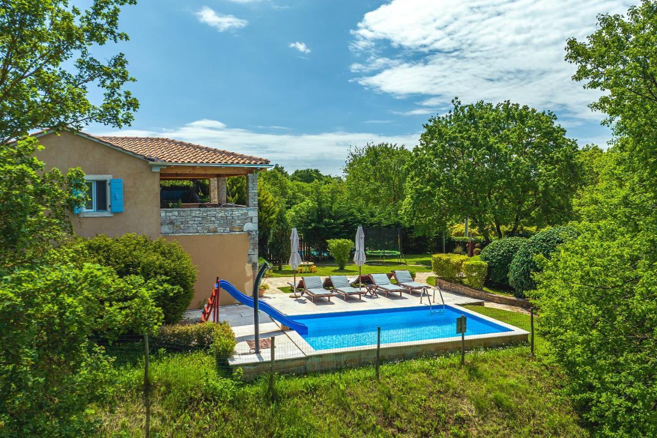 Villa Casa Karnevali Žminj Esterno foto